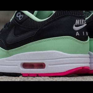 MENS NIKE AIR MAX 1 FB ‘YEEZY’